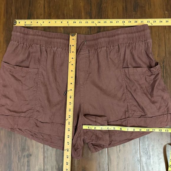 ATHLETA Cabo Linen 4" Shorts in Hearth Rose - Picture 6 of 7